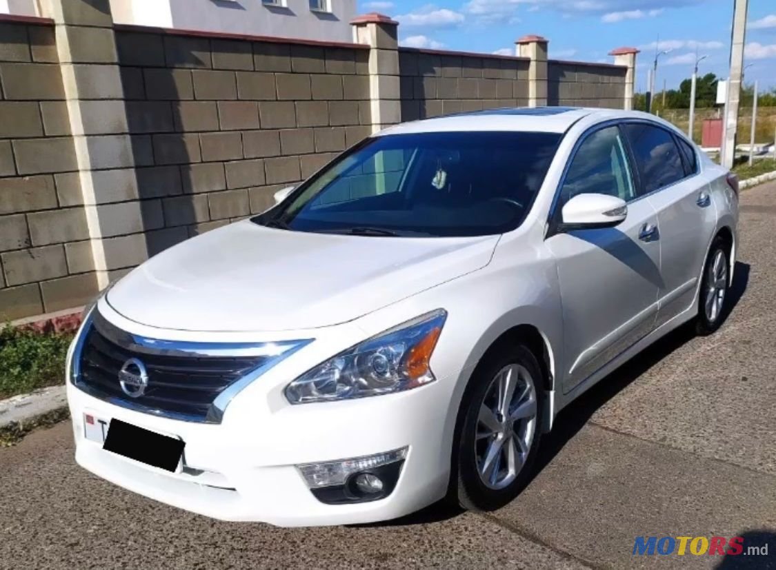 2014' Nissan Altima photo #1