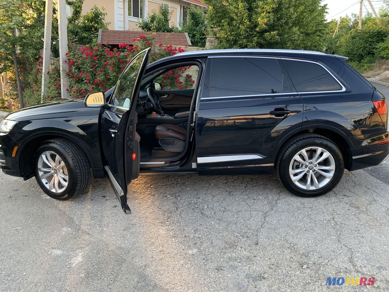 2017' Audi Q7 photo #2