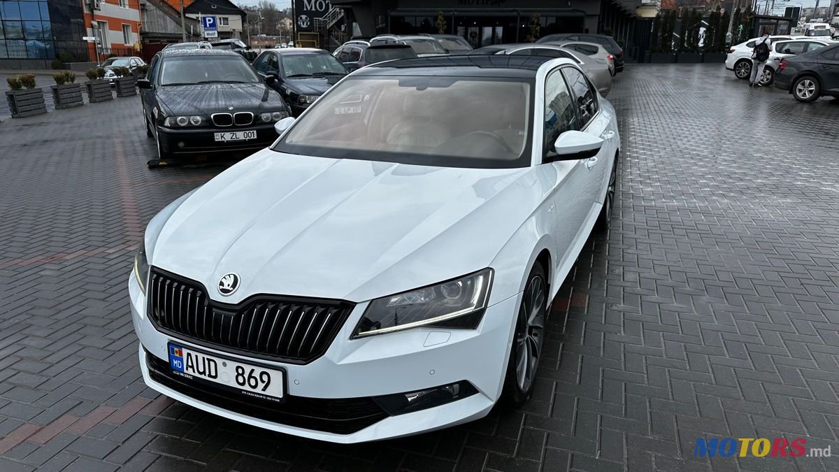 2017' Skoda Superb photo #3