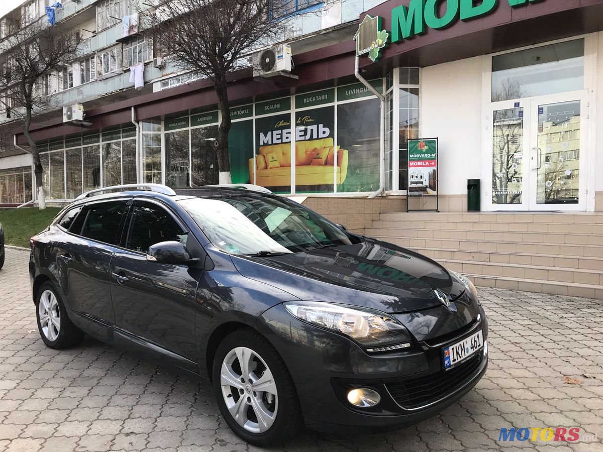 2013' Renault Megane photo #1