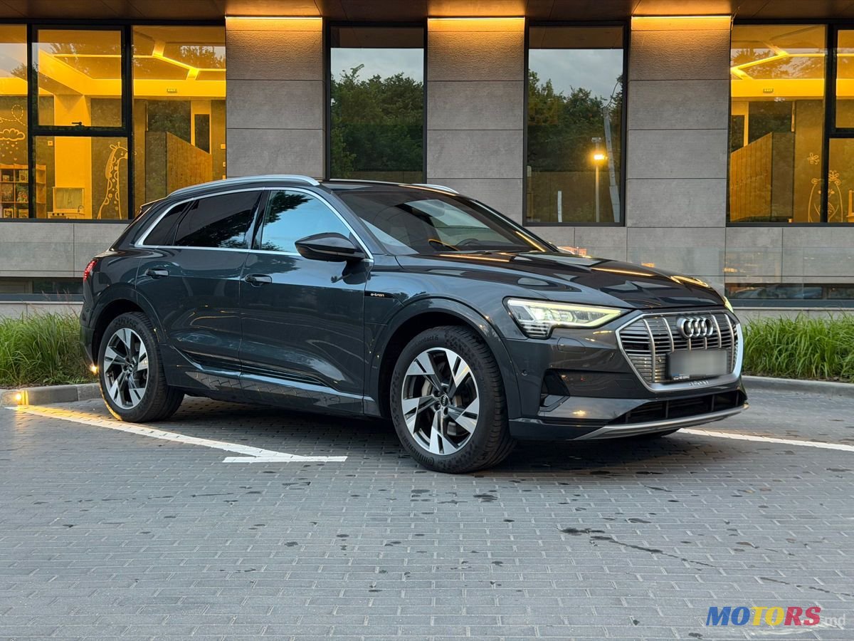 2020' Audi e-tron photo #3