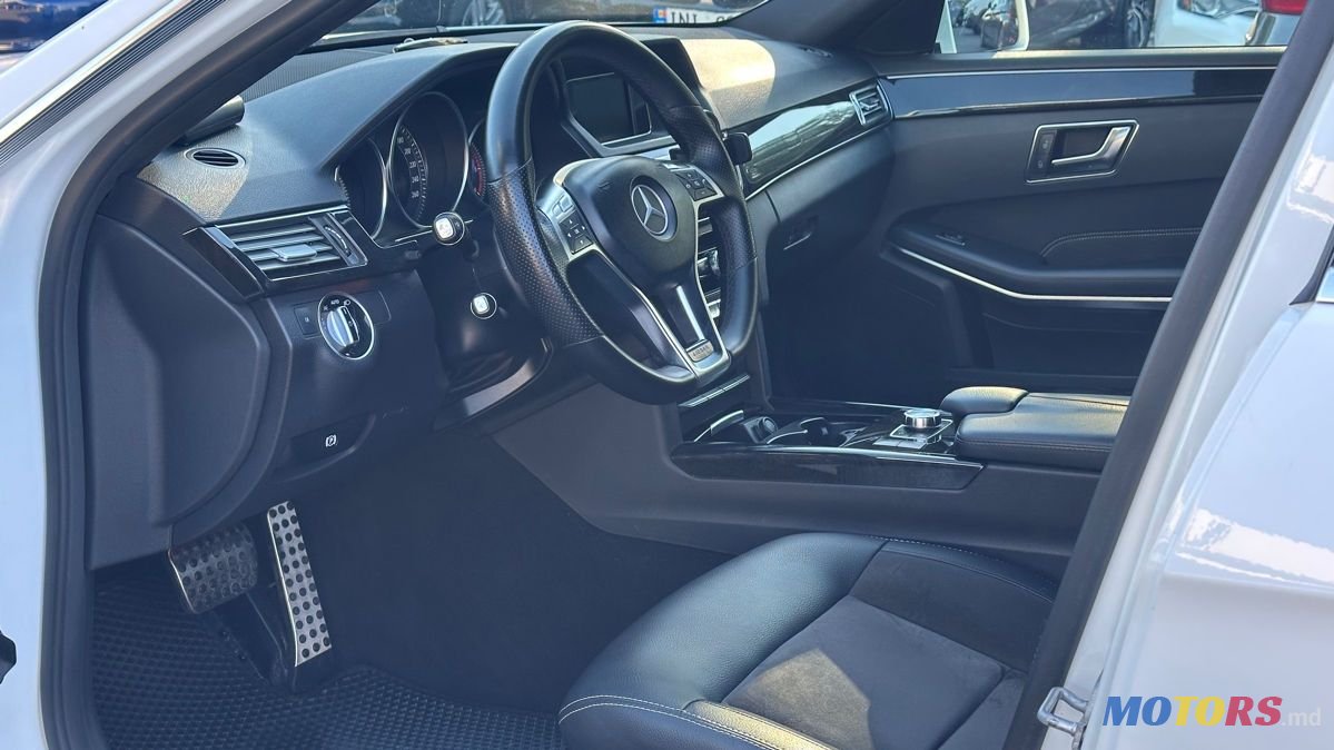 2014' Mercedes-Benz E-Class photo #4