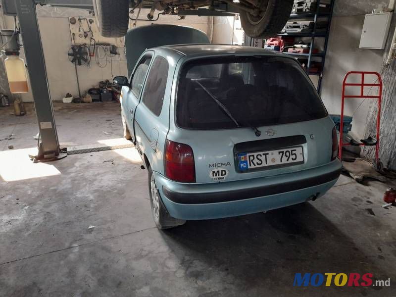 1992' Nissan Micra photo #2