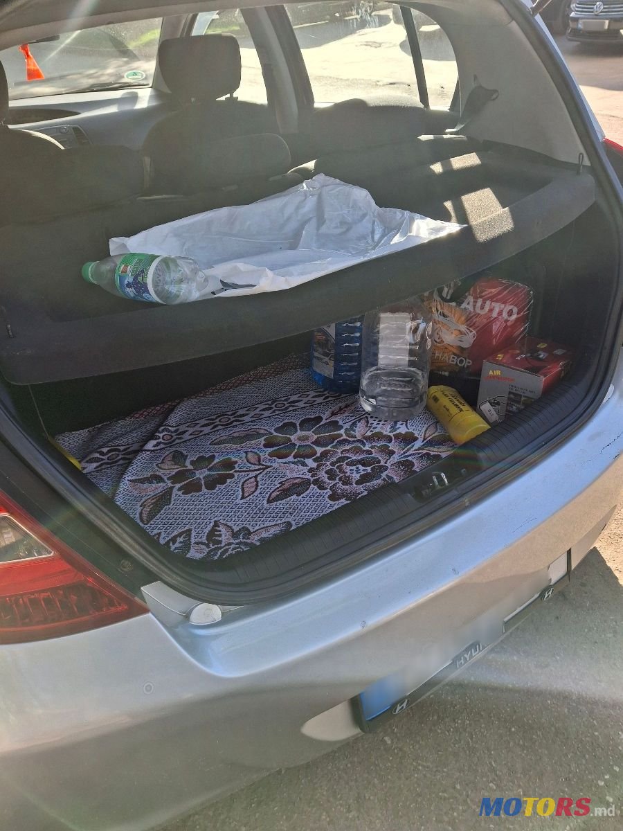 2009' Hyundai i20 photo #6