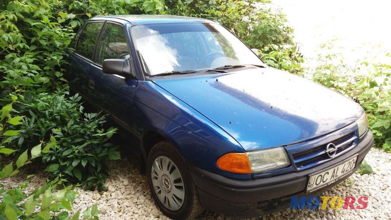 1994' Opel Astra photo #1