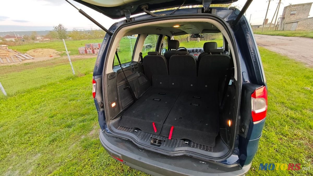 2010' Ford Galaxy photo #6