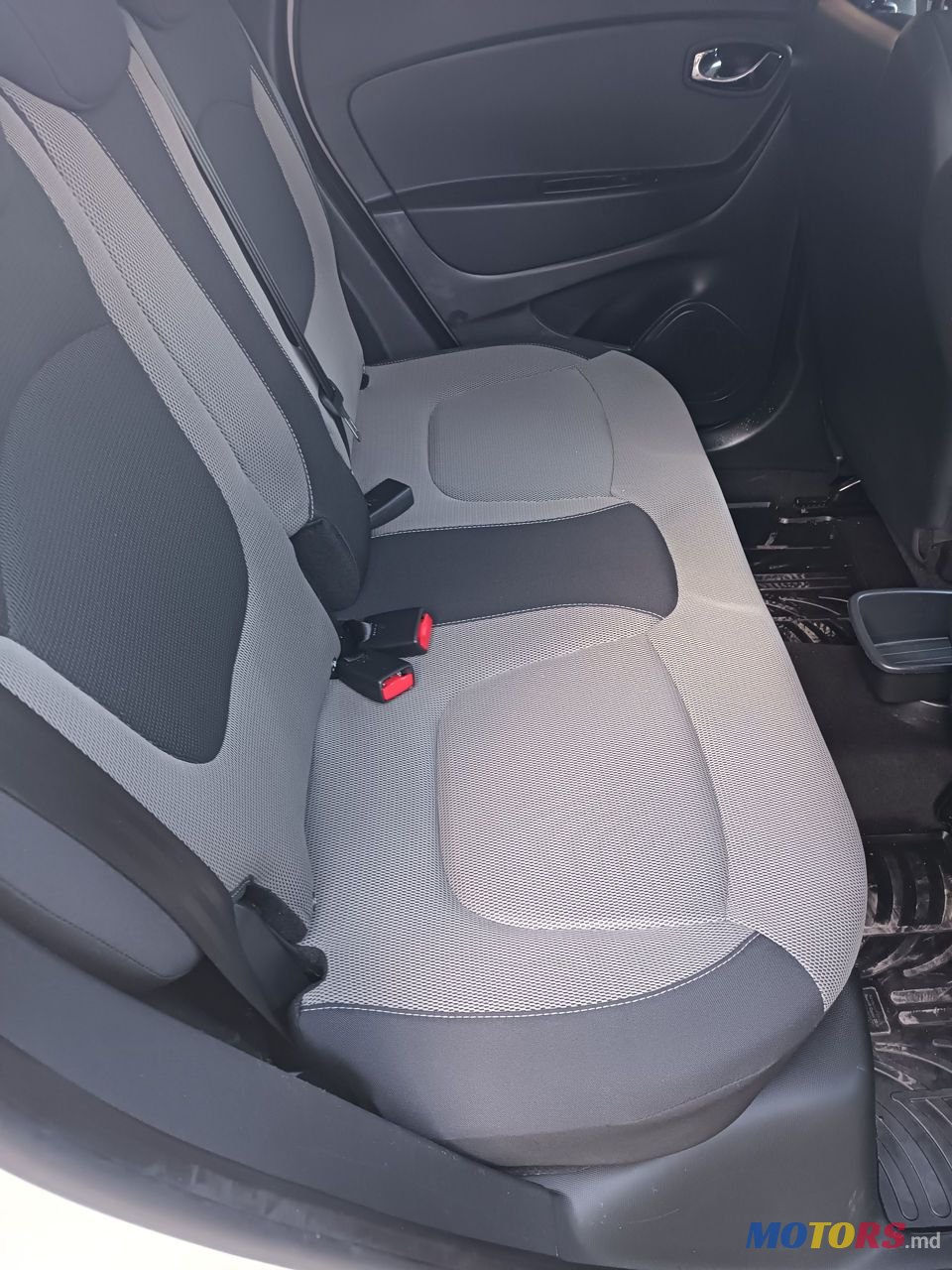 2014' Renault Captur photo #6