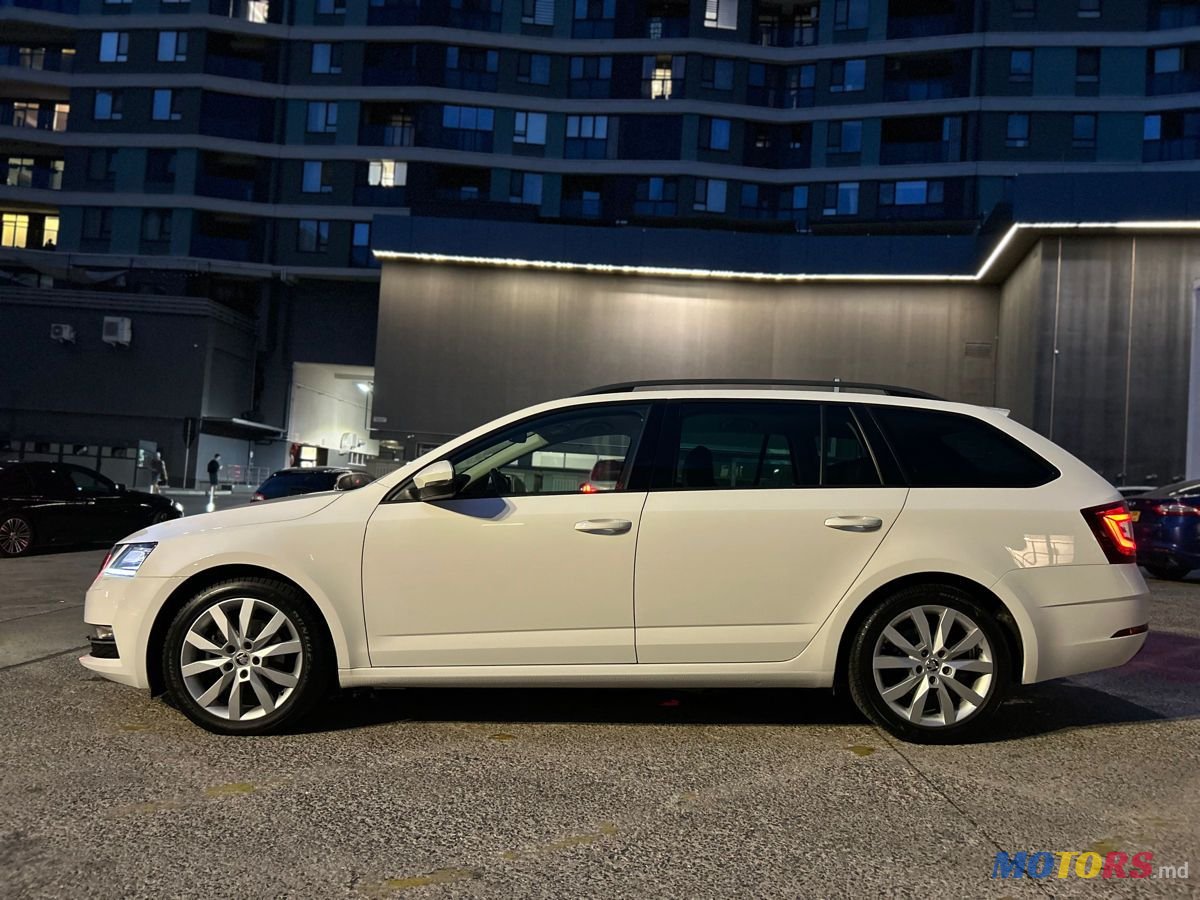 2019' Skoda Octavia photo #6