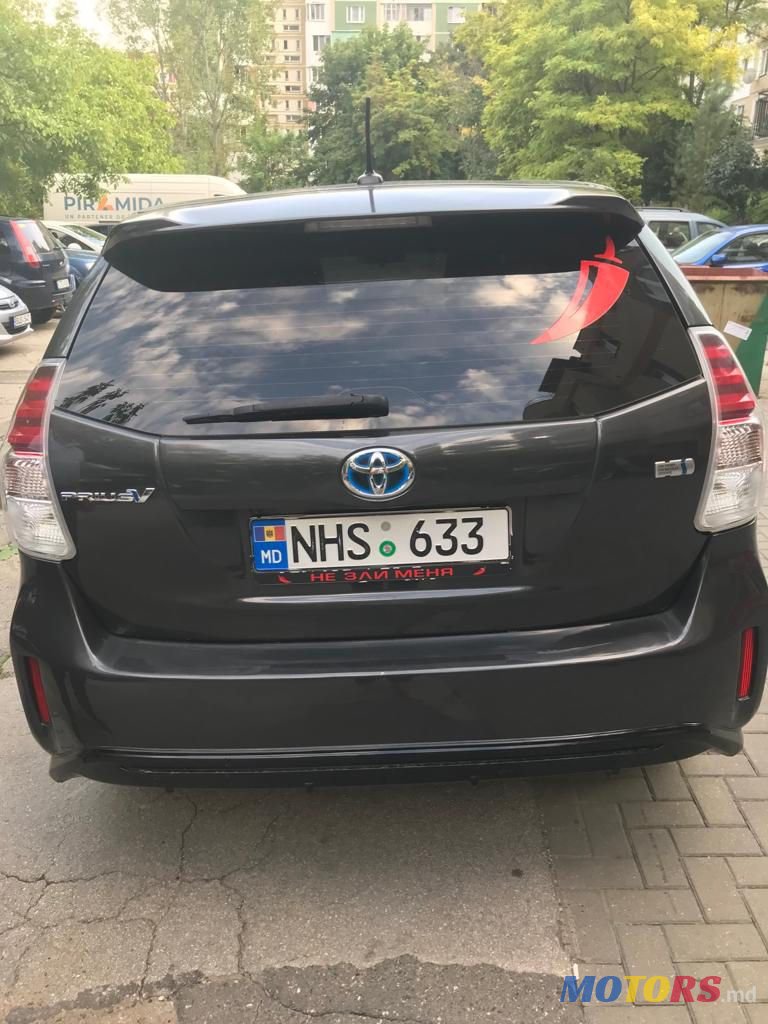 2014' Toyota Prius photo #3