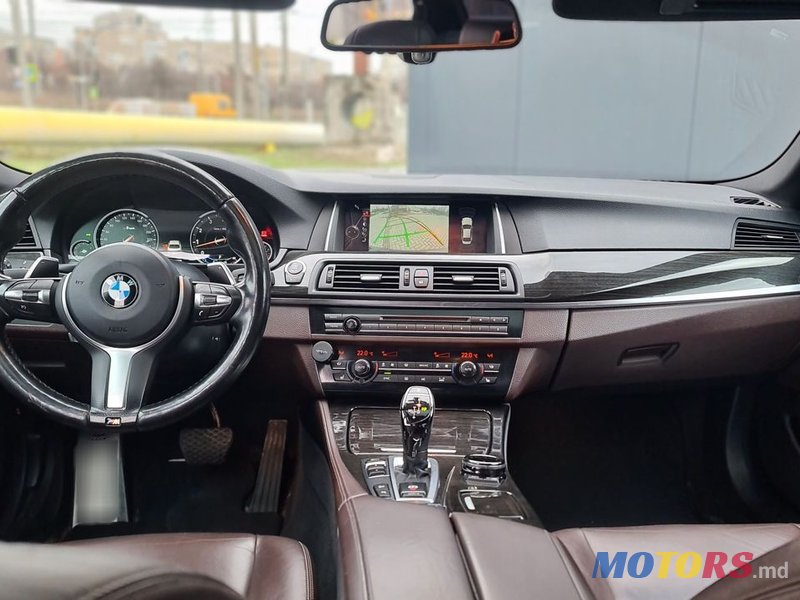 2016' BMW 5 Series photo #6