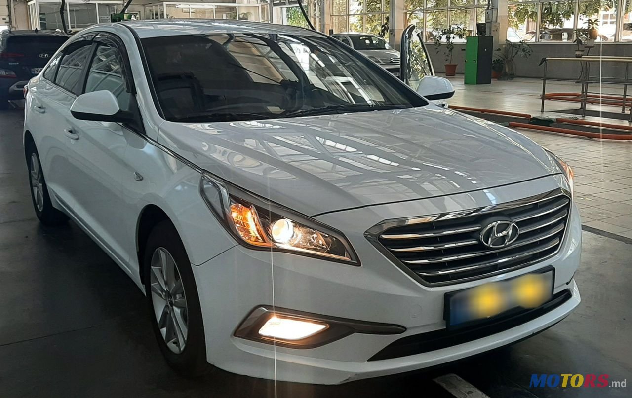 2016' Hyundai Sonata photo #1