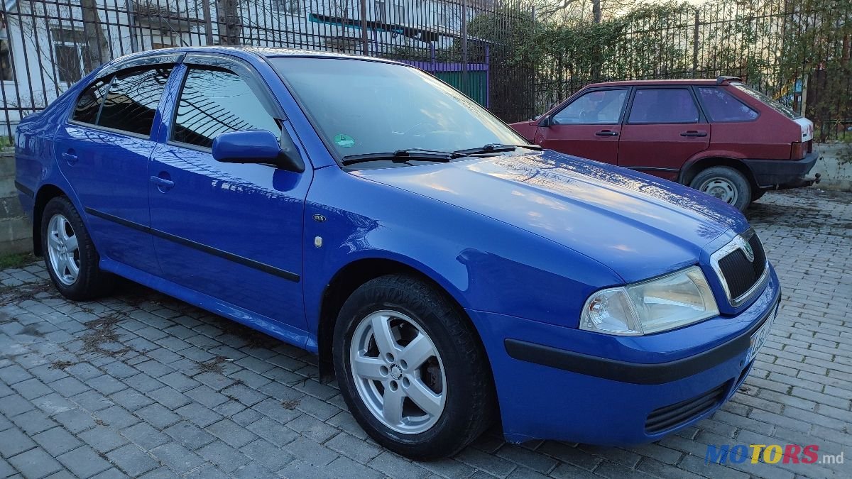 2002' Skoda Octavia photo #5
