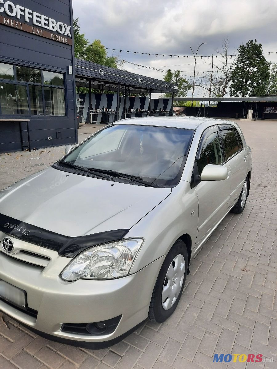 2005' Toyota Corolla photo #6