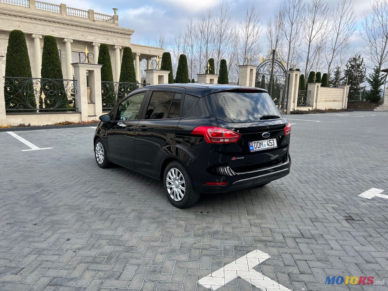 2013' Ford B-MAX photo #5