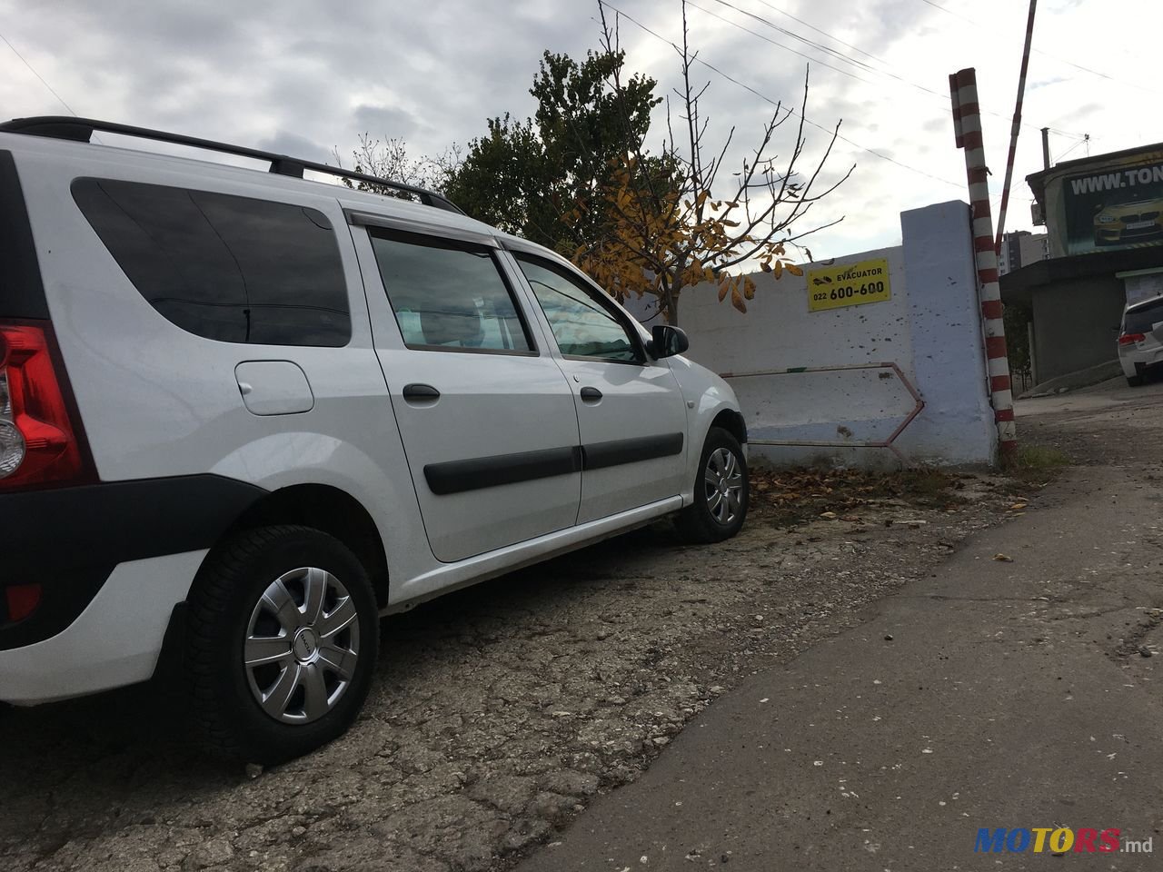 2008' Dacia Logan Mcv photo #2