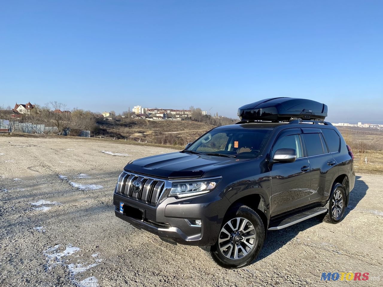 2019' Toyota Land Cruiser Prado photo #3