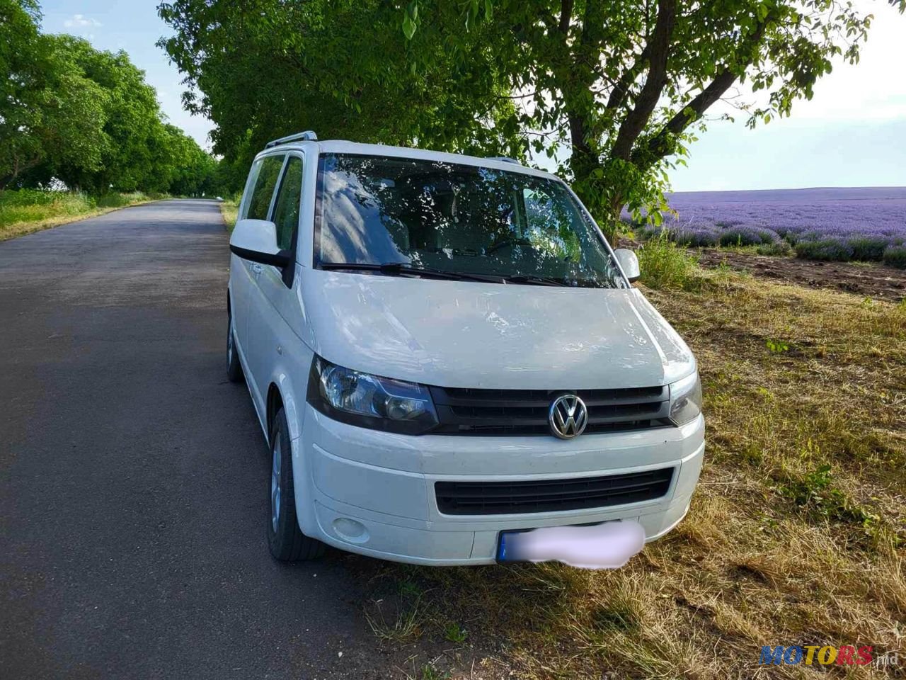 2010' Volkswagen Transporter photo #1