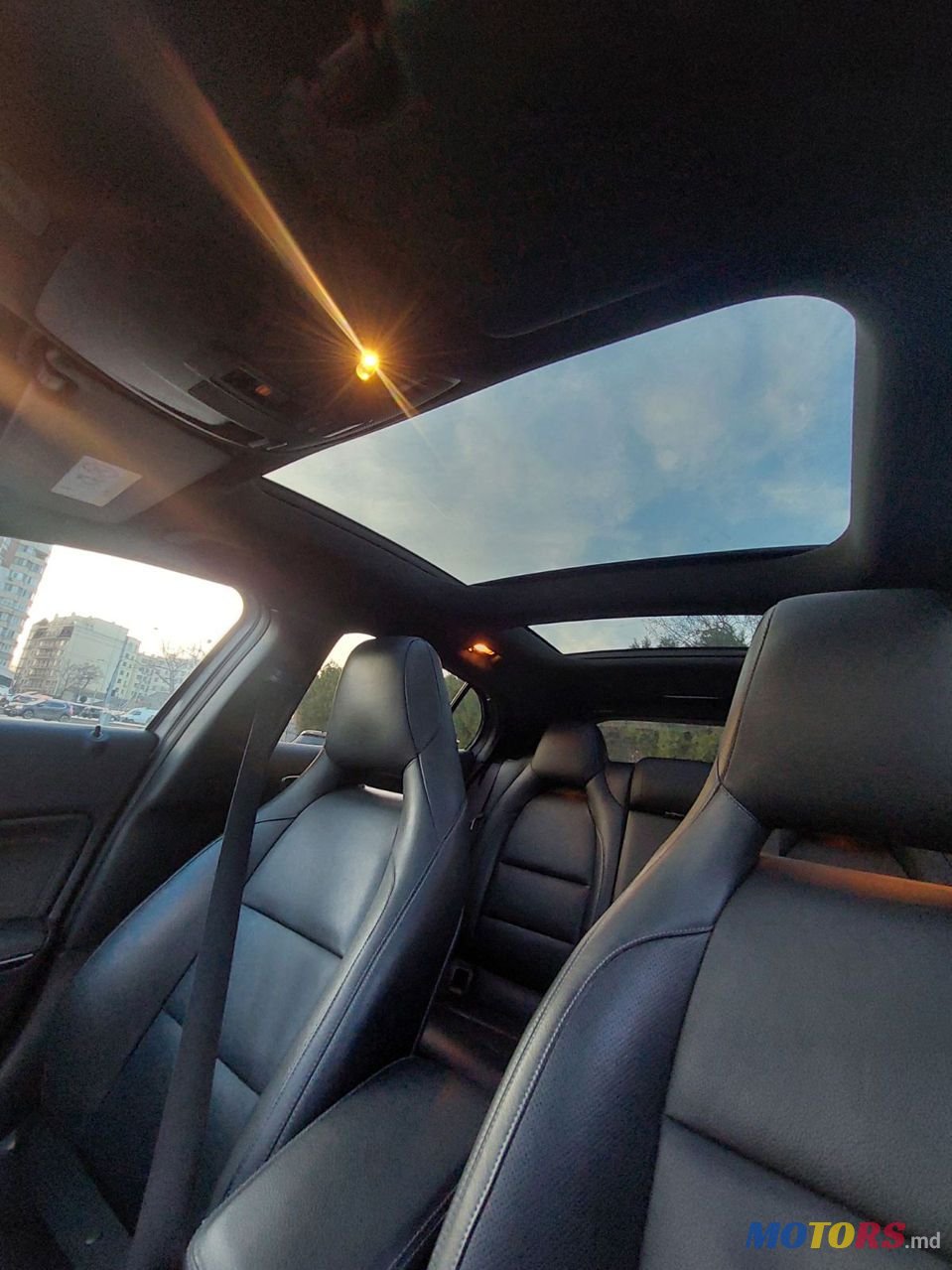 2016' Mercedes-Benz GLA photo #3