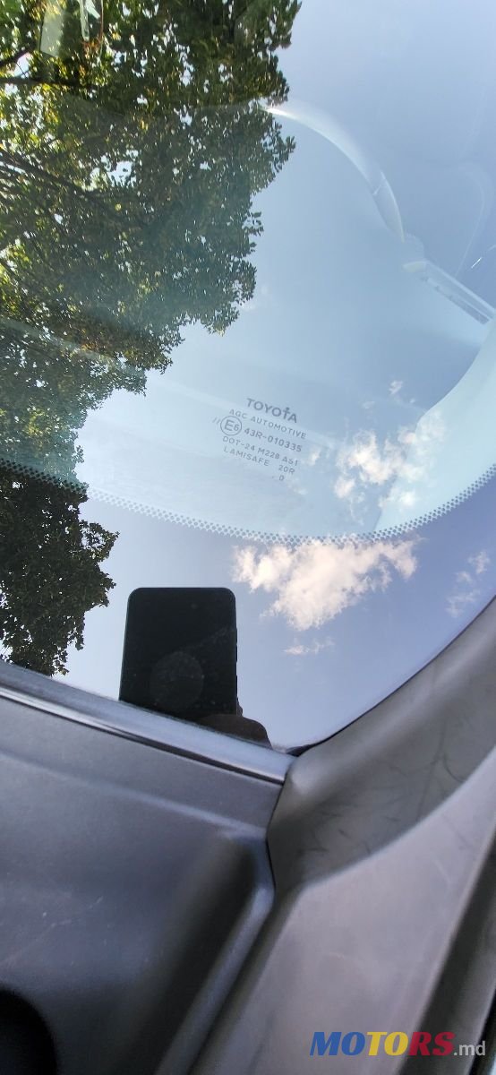 2015' Toyota Auris photo #4