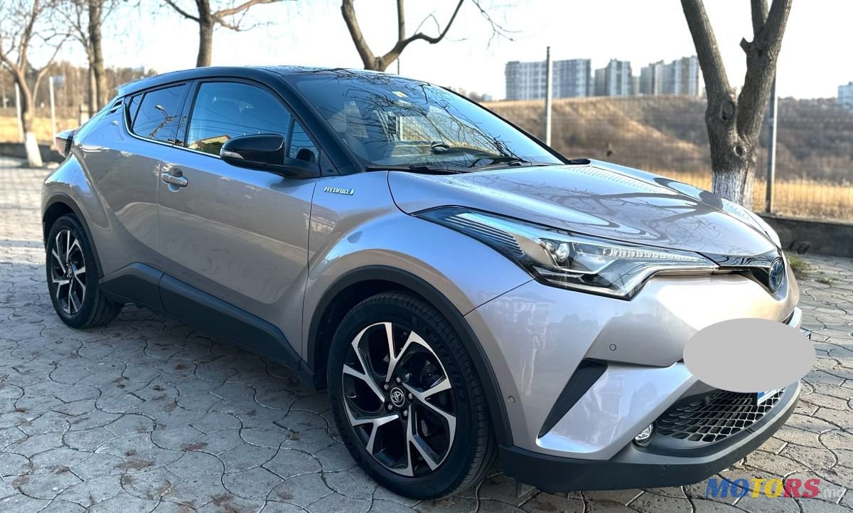 2018' Toyota C-HR photo #3