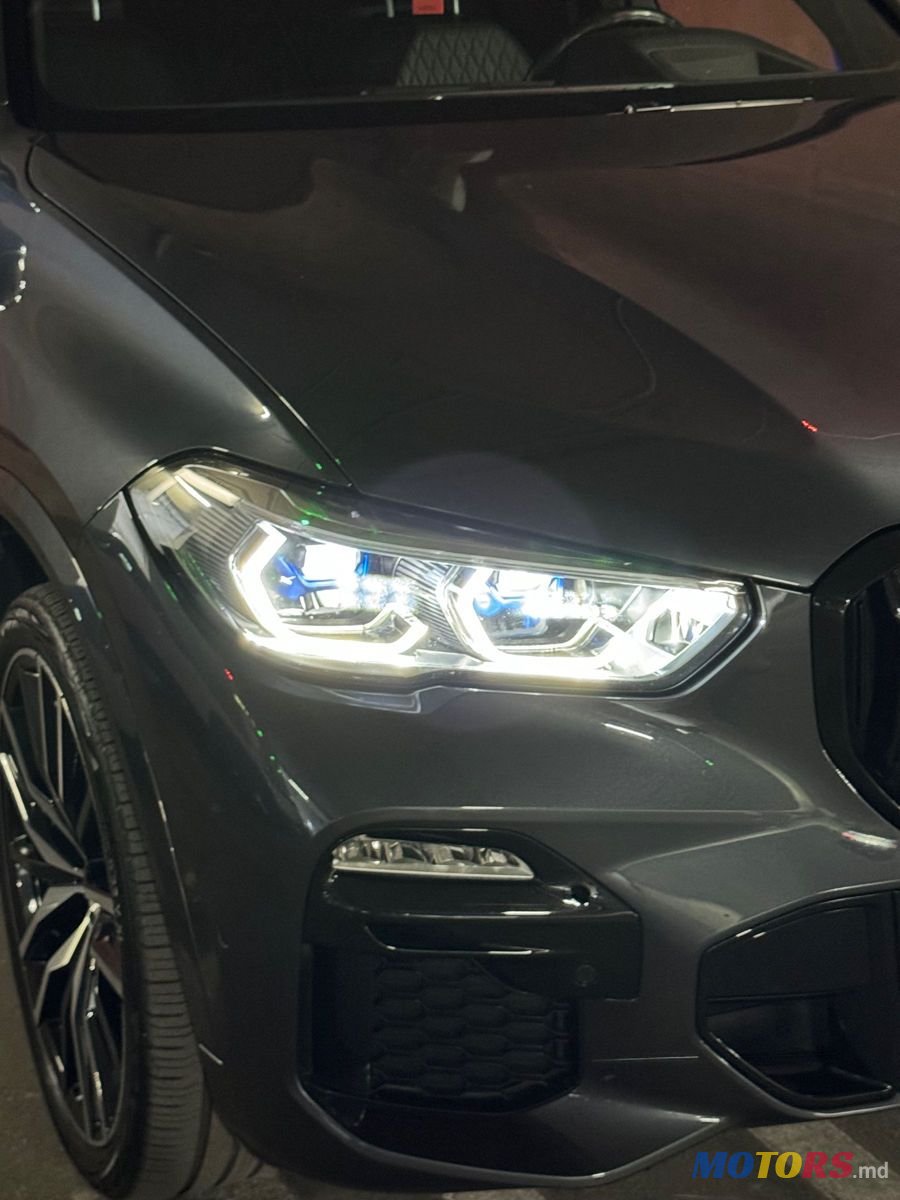 2020' BMW X5 photo #6