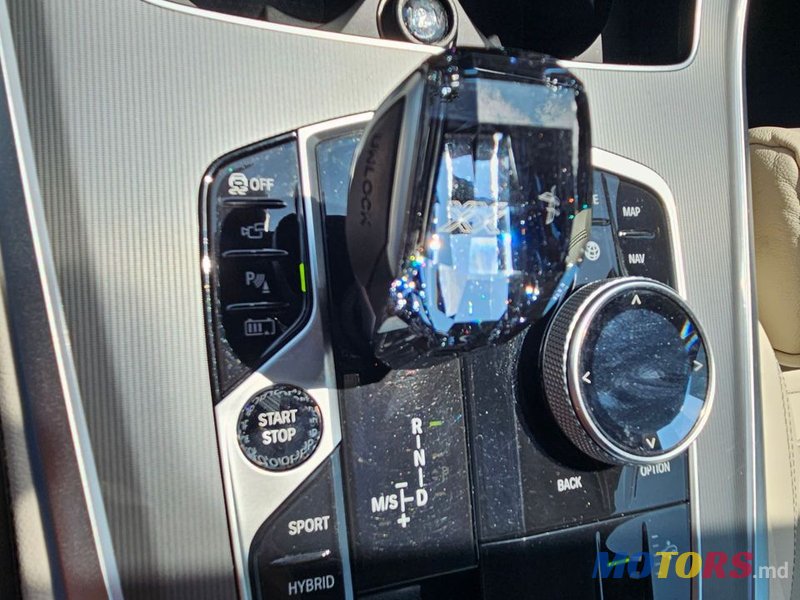 2020' BMW X5 photo #6