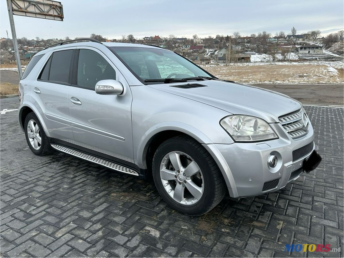 2008' Mercedes-Benz M Класс photo #3