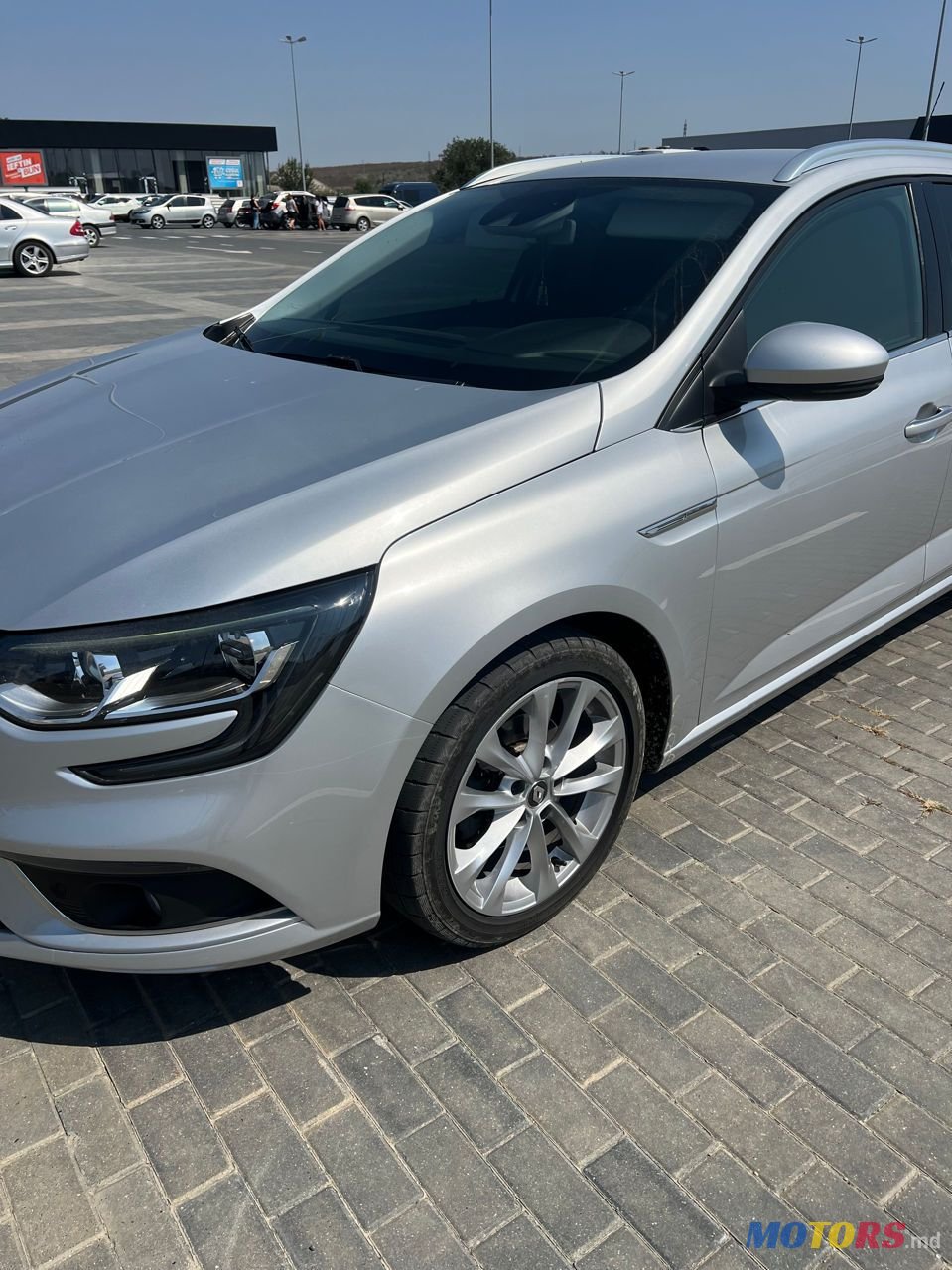 2017' Renault Megane photo #2