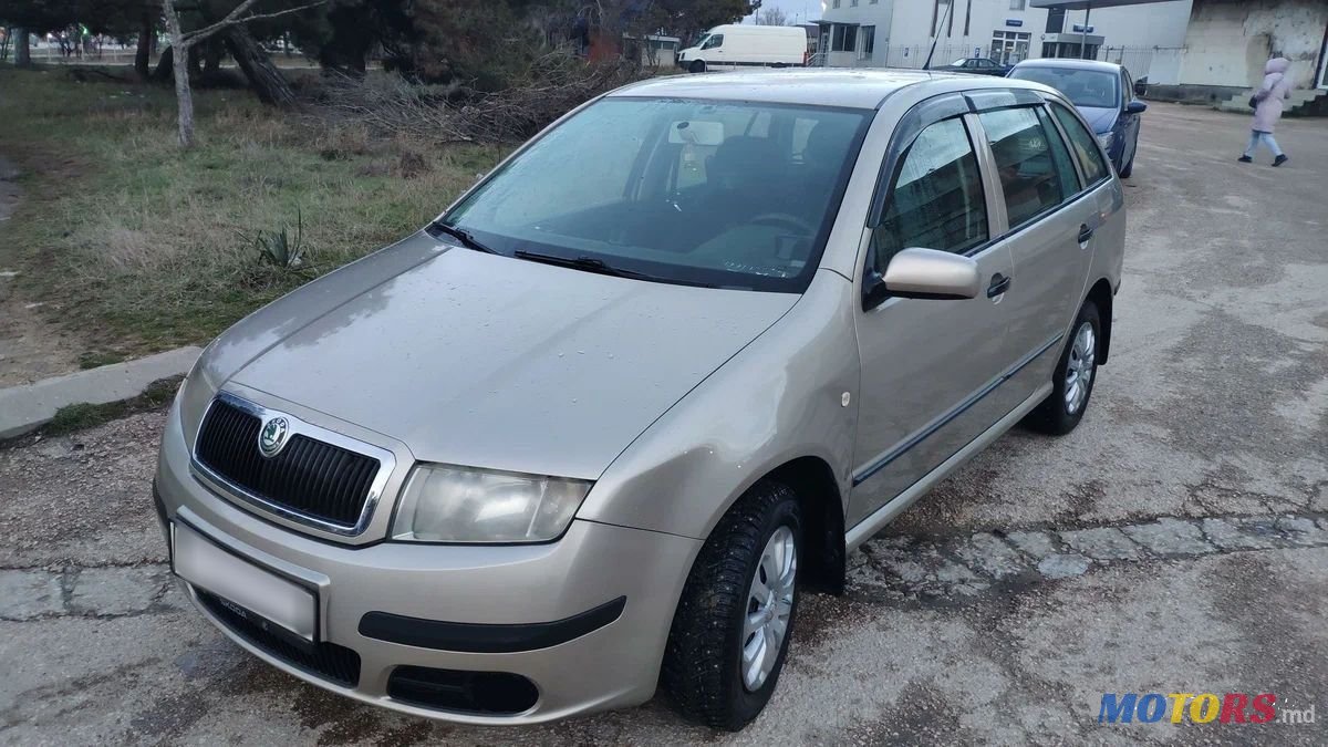 2005' Skoda Fabia photo #1