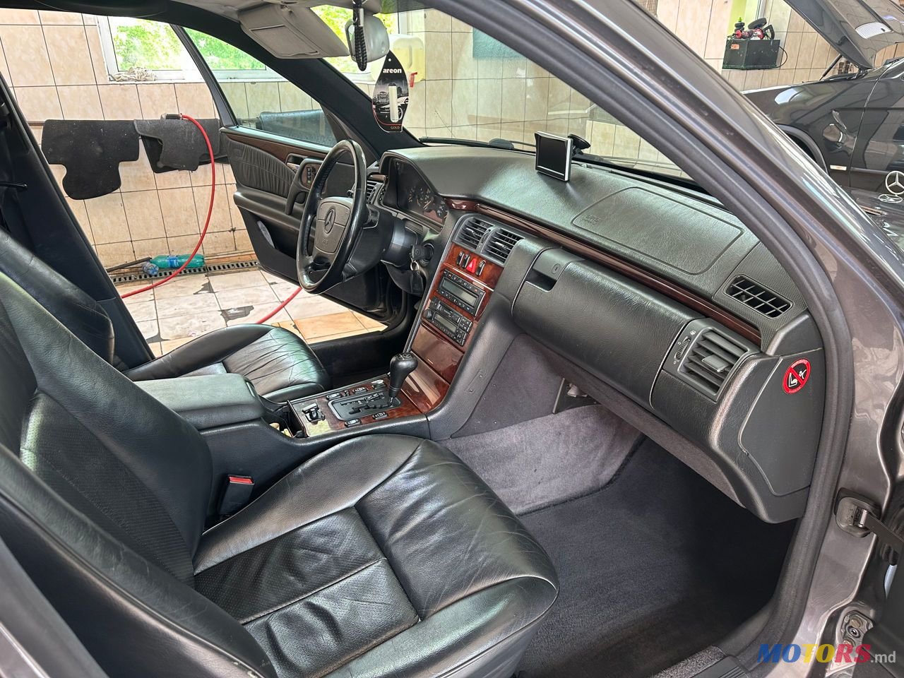 1998' Mercedes-Benz E Класс photo #5