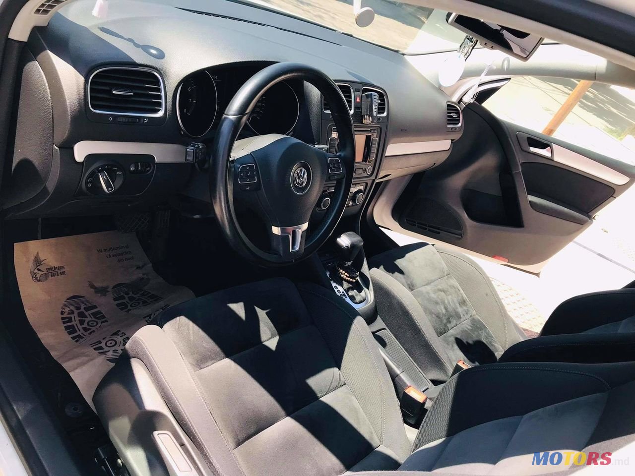 2010' Volkswagen Golf photo #6