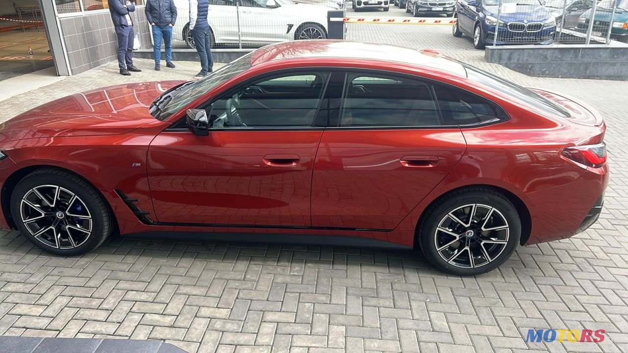 2022' BMW i4 photo #4