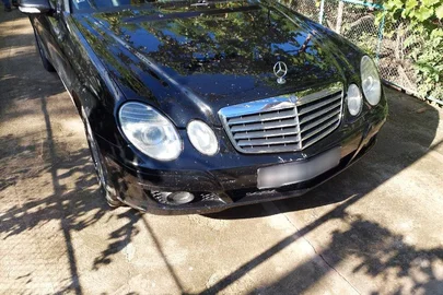 2009' Mercedes-Benz E-Class