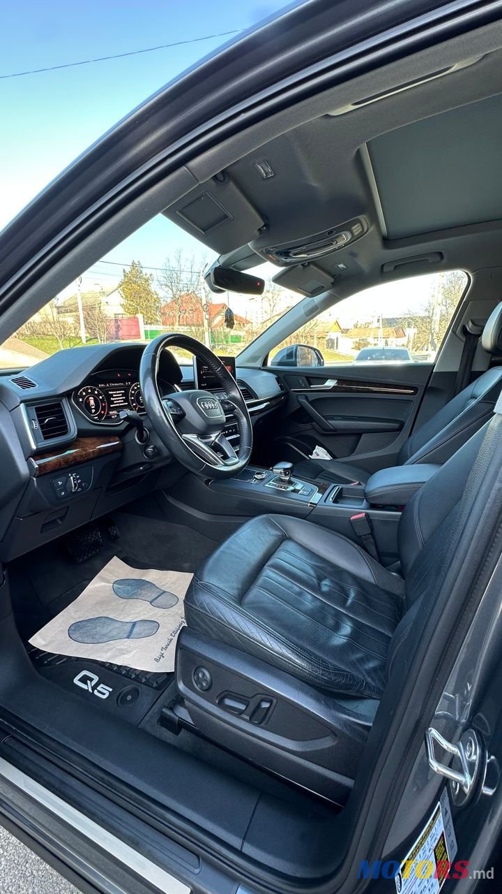 2019' Audi Q5 photo #4