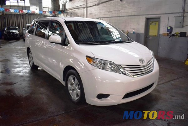 2017' Toyota Sienna 2017 Toyota Sienna photo #1