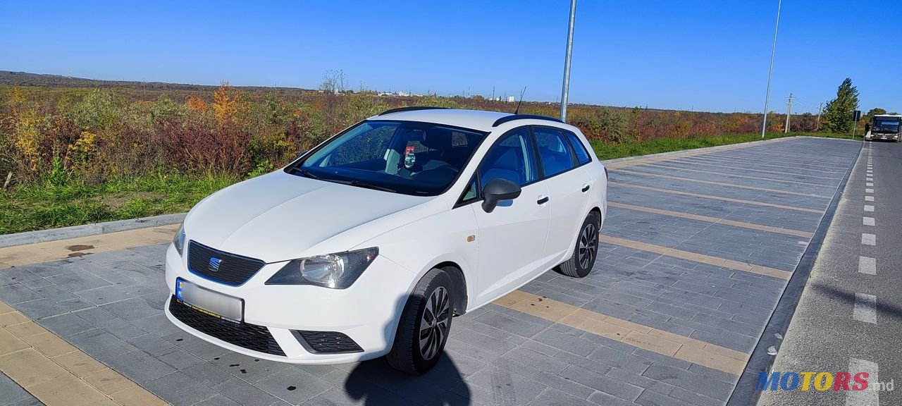 2013' SEAT Ibiza photo #2