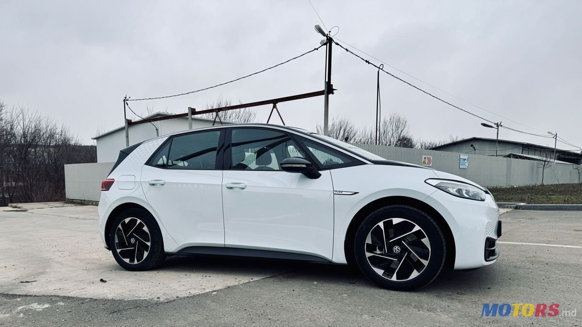 2022' Volkswagen ID.3 photo #6