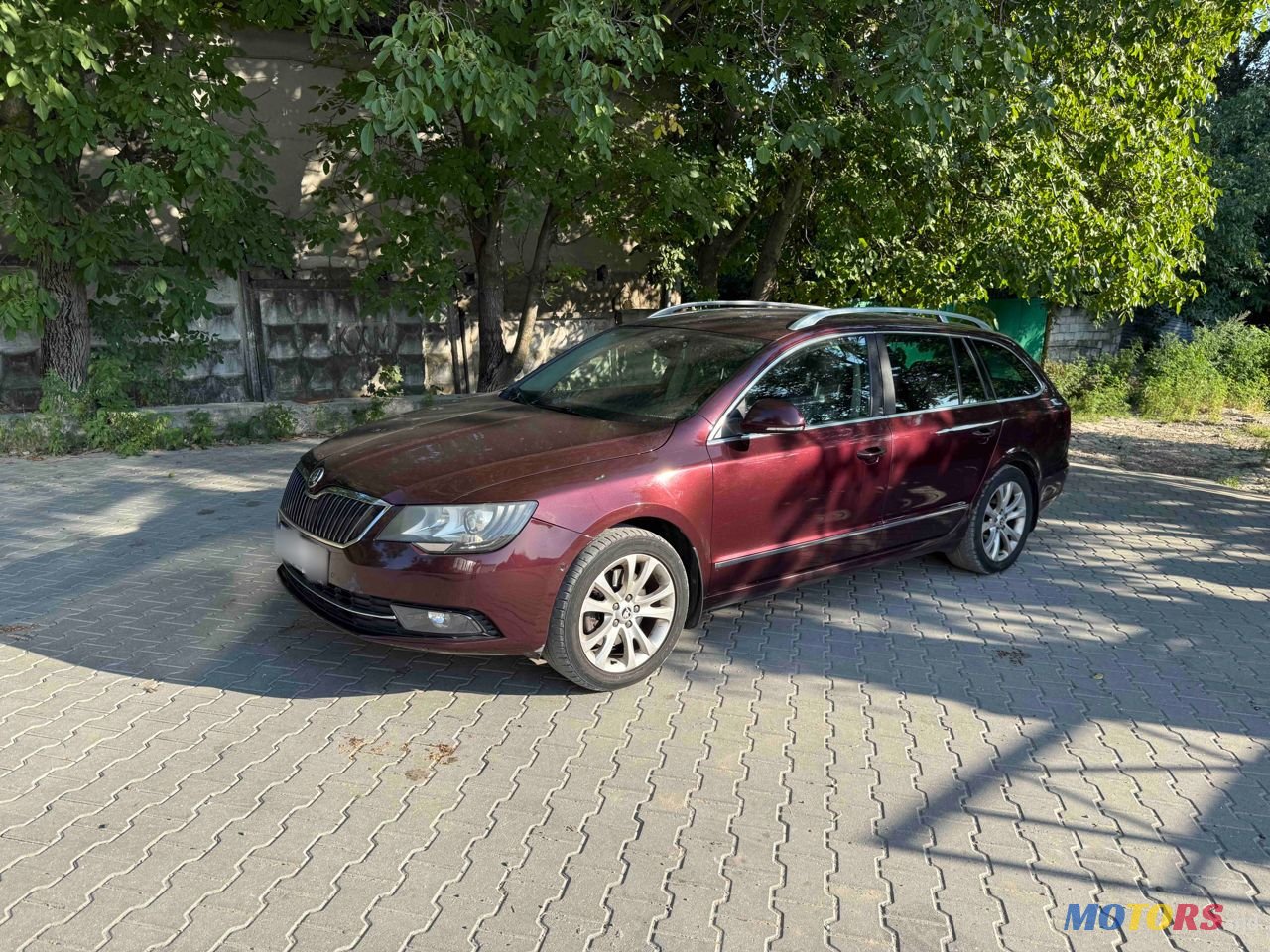2014' Skoda Superb photo #1
