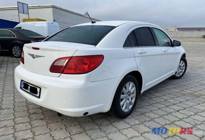 2011' Chrysler Sebring photo #1