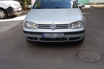 2000' Volkswagen Golf