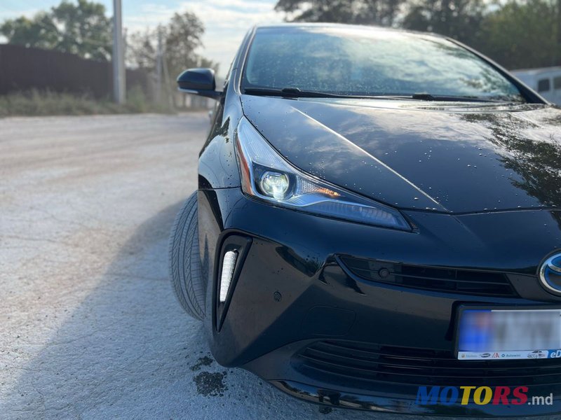 2019' Toyota Prius photo #3