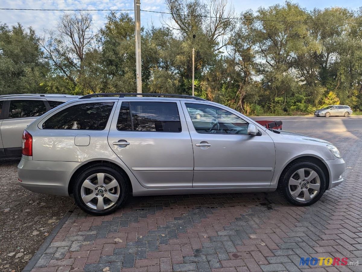2010' Skoda Octavia photo #6