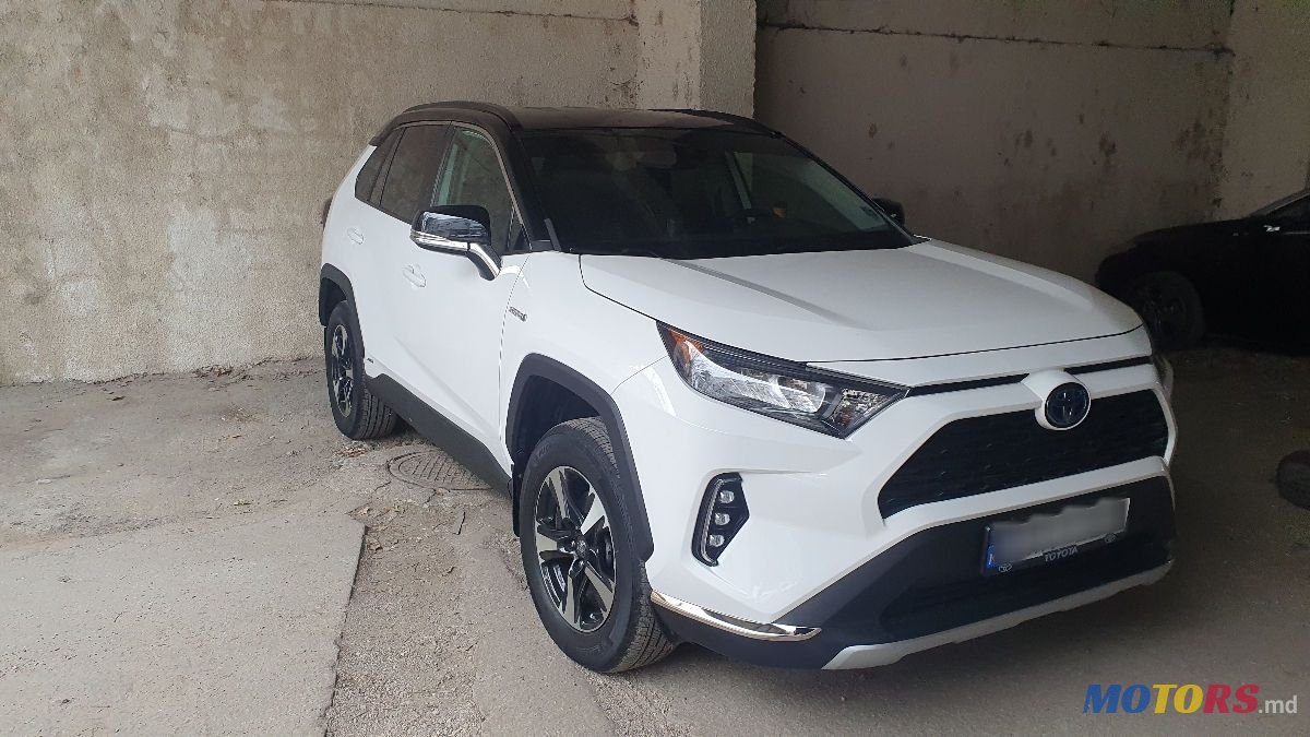 2019' Toyota RAV4 photo #1