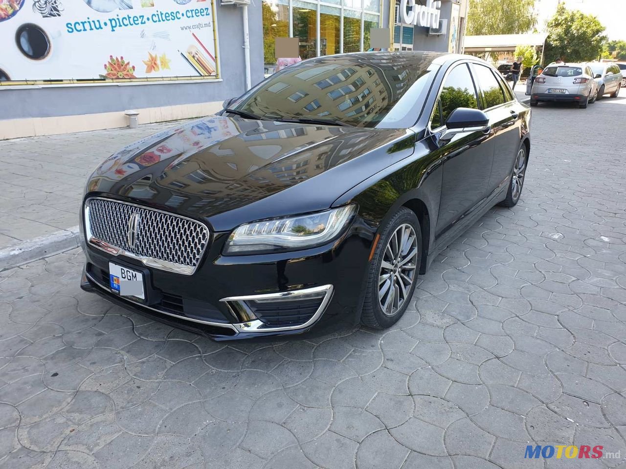 2016' Lincoln MKZ photo #3