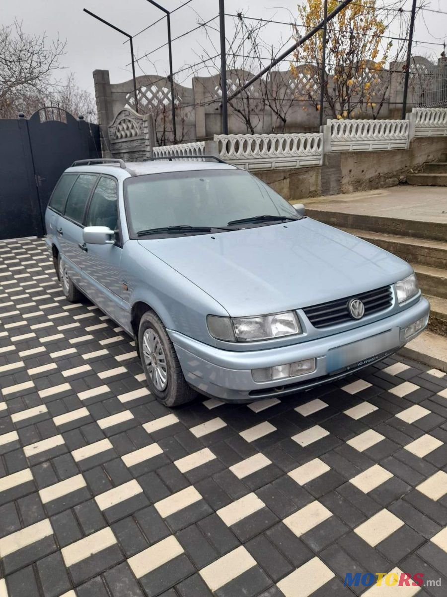 1996' Volkswagen Passat photo #1
