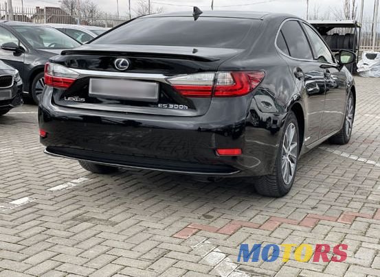 2016' Lexus Es Series photo #3