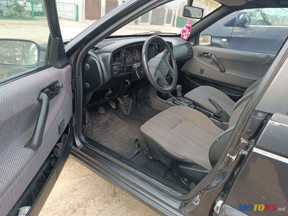 1993' Volkswagen Passat photo #6