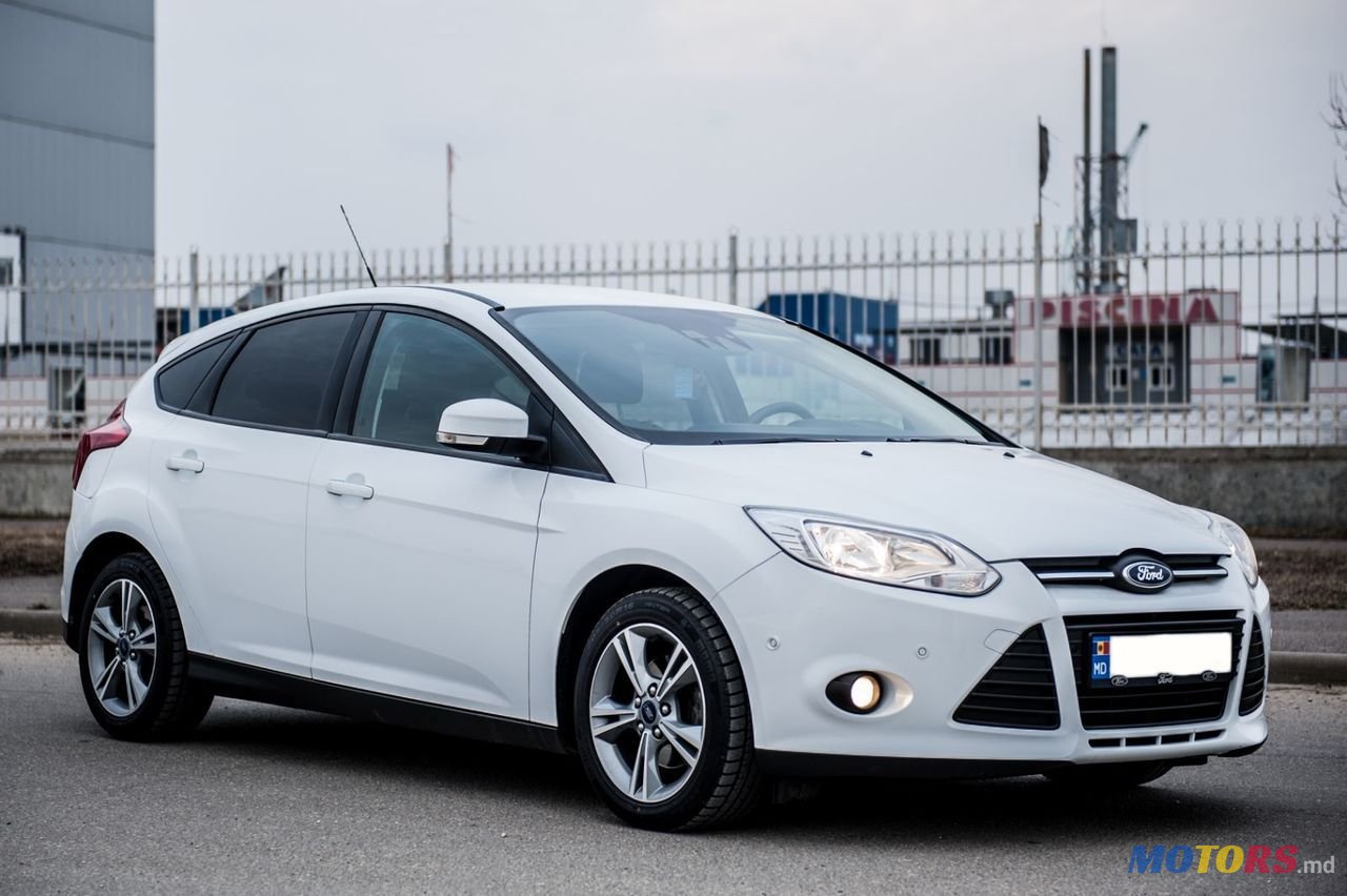 2013' Ford Focus photo #2