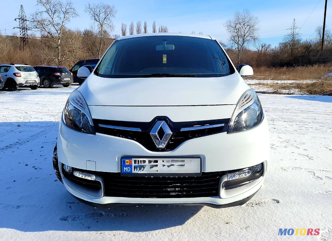 2015' Renault Grand Scenic photo #3