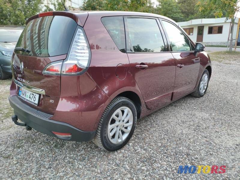 2013' Renault Scenic photo #4